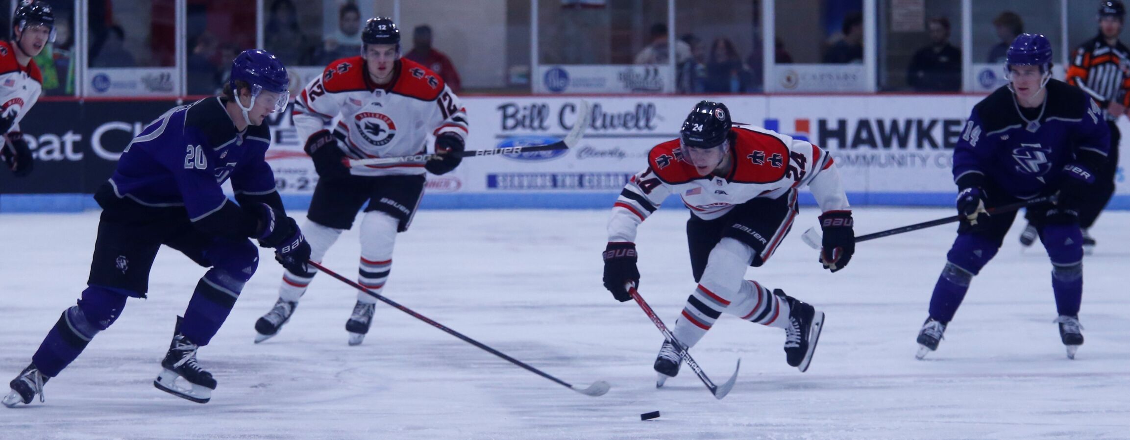 111122-spt-black hawks-11